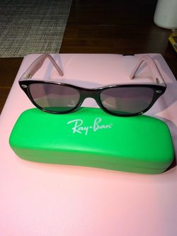 Ray ban youth sunglasses pink burgundy with case