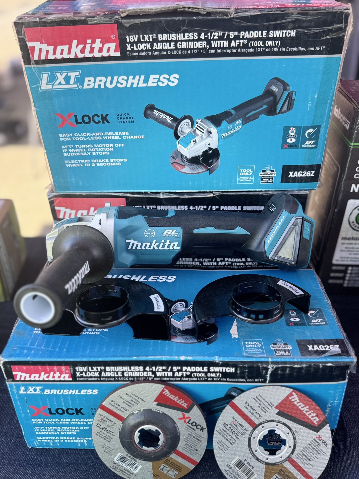 MAKITA Angle Grinder