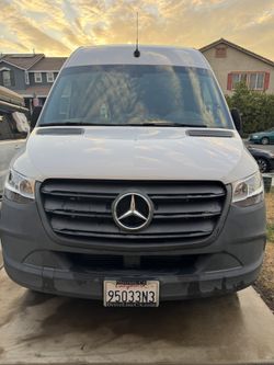 2022 Mercedes-Benz Sprinter 2500 High Roof Cargo Van