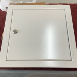 Finish By 10 Inch Locking Metal Access Panel