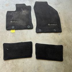 Lexus CT200 mats 