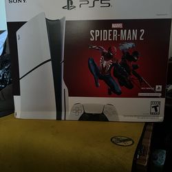 PlayStation 5 Slim Console - Marvel’s Spider-Man 2 Bundle