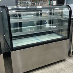Polarman ARC-370Y 48″ Curved Glass Refrigerated Bakery Display Case With LED Lights