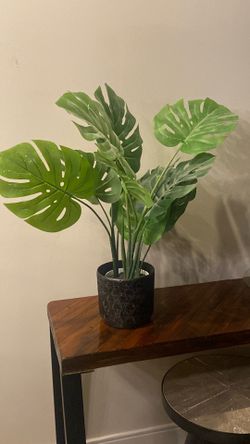 Artificial 28” Monstera Plant In The Black Textured Ceramic Planter