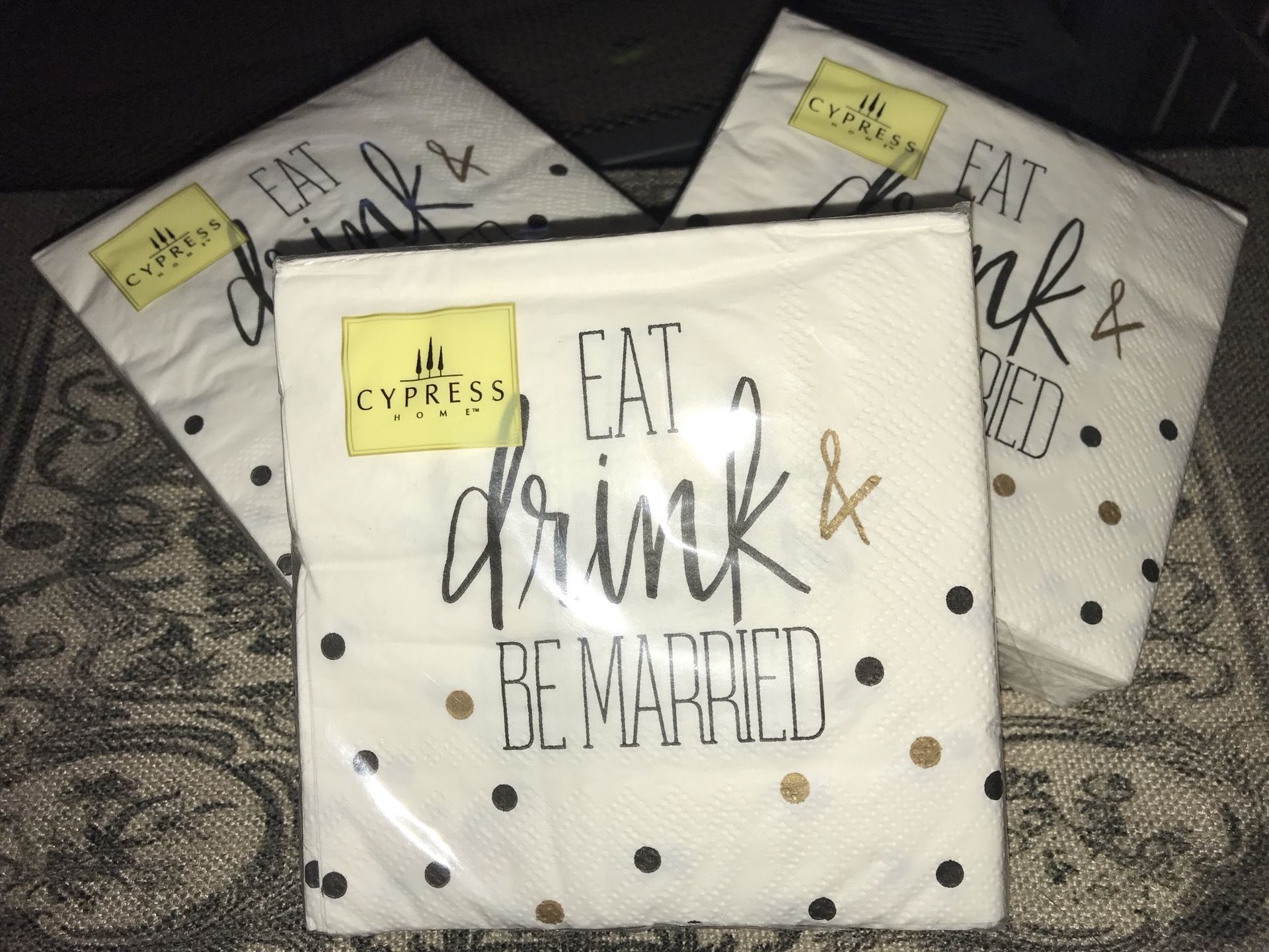 Cocktail wedding napkins 120 total new