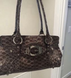 Guess handbag for $30! FREE wallet only with purchase