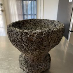 CHILLI SMASHER ( MOLCAJETE  BOWL) 7”CHILLI  doesn’t have the smasher. 83rd Ave. north of Indian school Road.