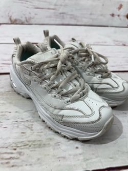 Skechers Womens D'Lites Low Top Lace Up Running Sneaker, White Silver, Size 5.5