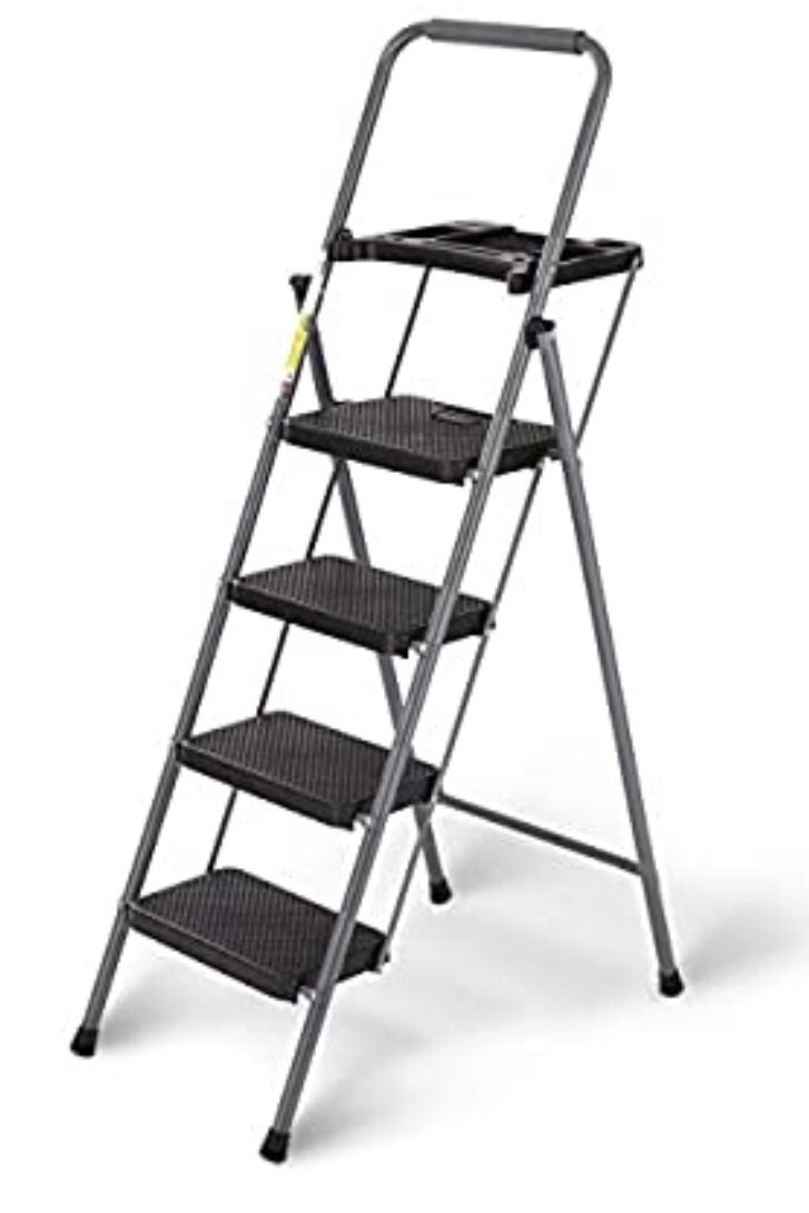 NEW - 4 step ladder with basket by Charavector