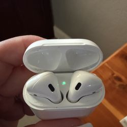 Apple AirPods Gen 2