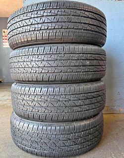 245/75/16 Firestone 📍📍 Vendo un set de llantas con 80% de vida las 4 📍🌟$170