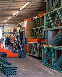 📦 Warehouse Shelving & Racks | New & Used | Fast Setup!