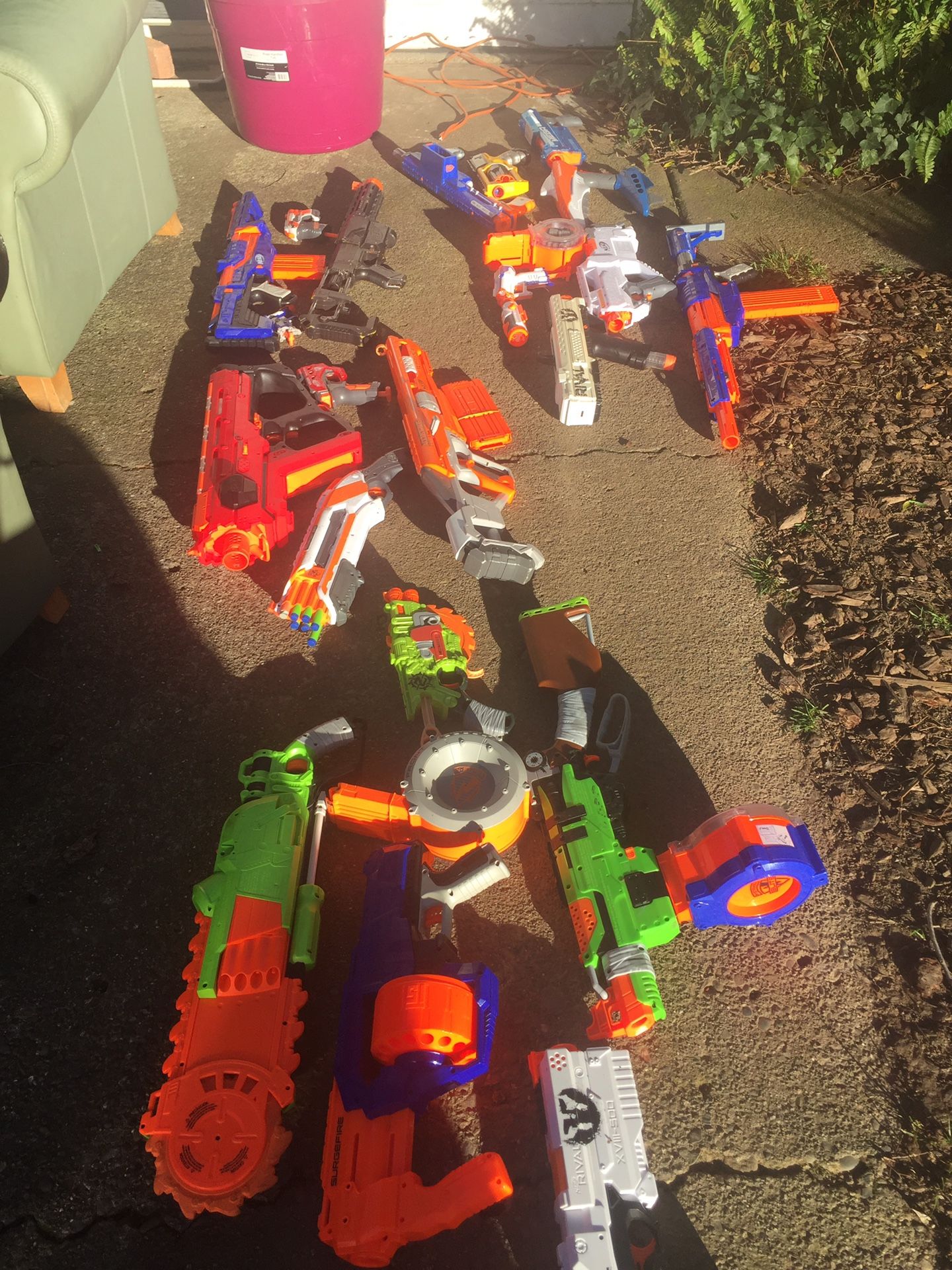 Nerf guns, prices in the photos