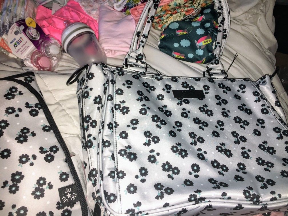 Ju-ju-be diaper bag