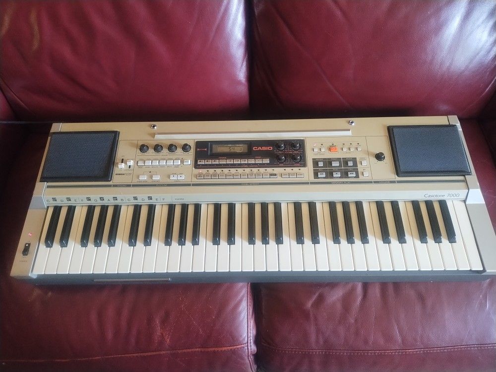 Vintage Casio Keyboard