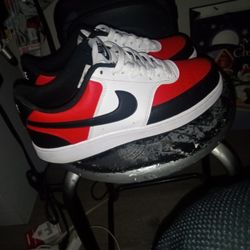 Nike Men's Size 7.5