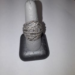 Ladies Ring