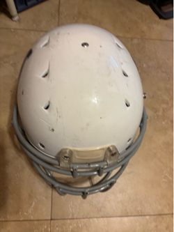 Schutt recruit youth football helmet