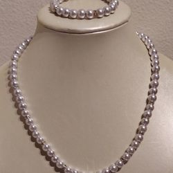 BEADED PEARL NECKLACE & BRACELET SET 