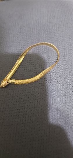 14k gold woman's bracelet