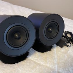 Razer Nommo V2 X Speakers