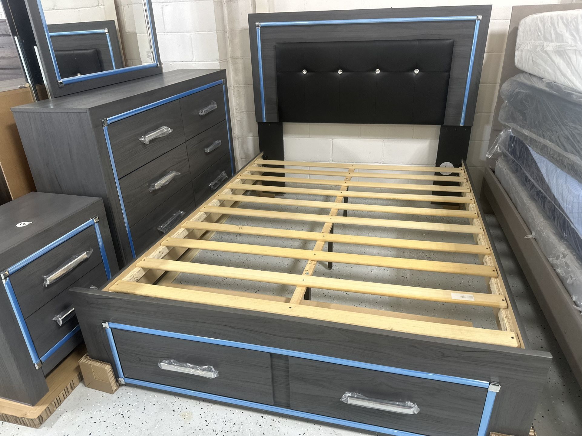 Bedroom Set , Dresser And Mirror , Bed Frame With Led And drawers,nightstand