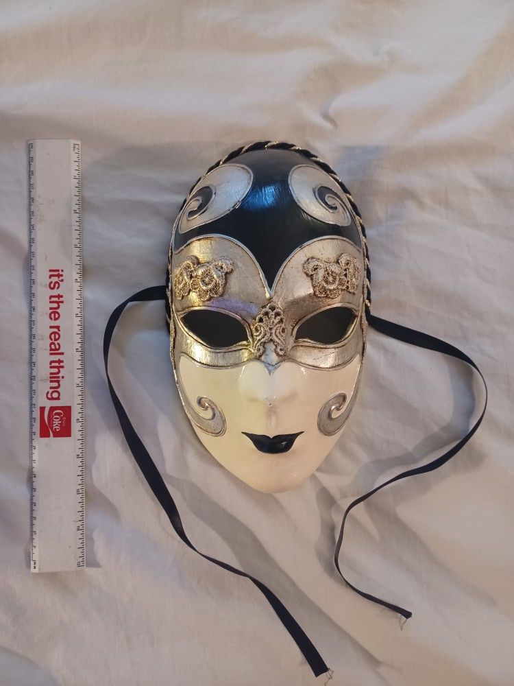 Hand Made Italian Mask Early '80s