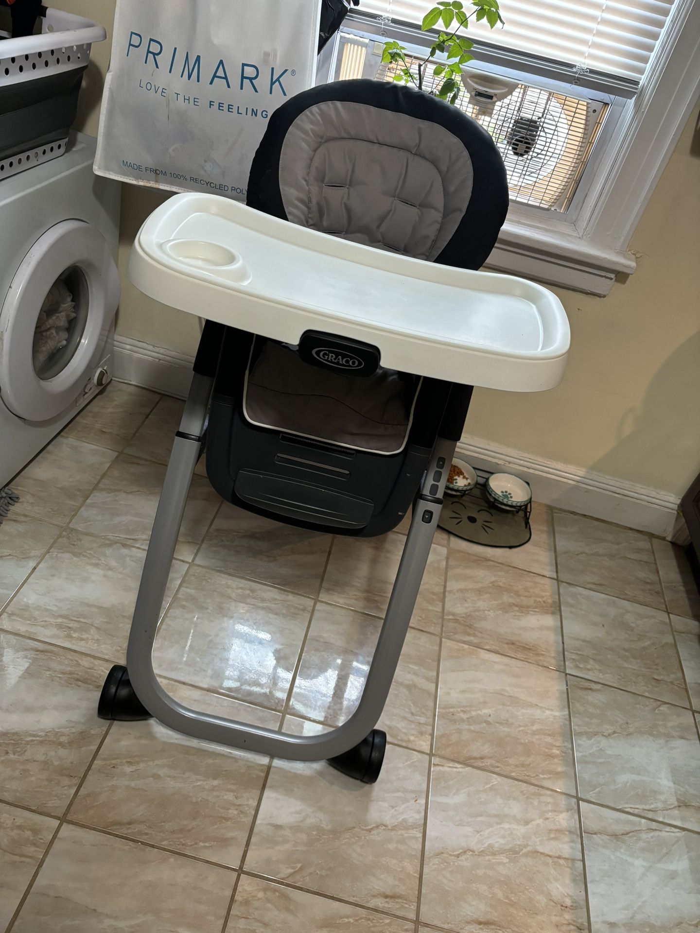 Graco high Chair 3 In One 