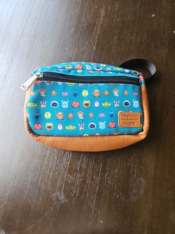 Loungefly Dinsey Pixar Fannypack