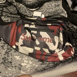 Supreme Sling Bag Red Camo SS 21 for Sale in Los Angeles, CA - OfferUp