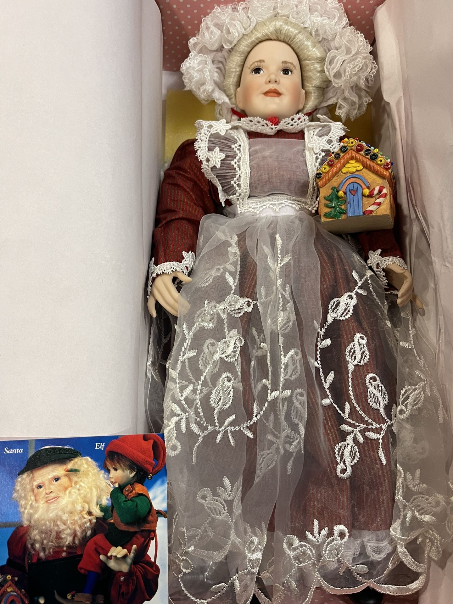 Paradise Galleries Twas the Night Before Xmas MRS. CLAUS 16" Porcelain Doll