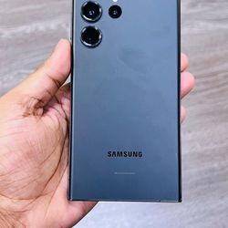 Samsung Galaxy S22 Ultra 512GB Unlocked For Sale  And Payments Options Also Available 