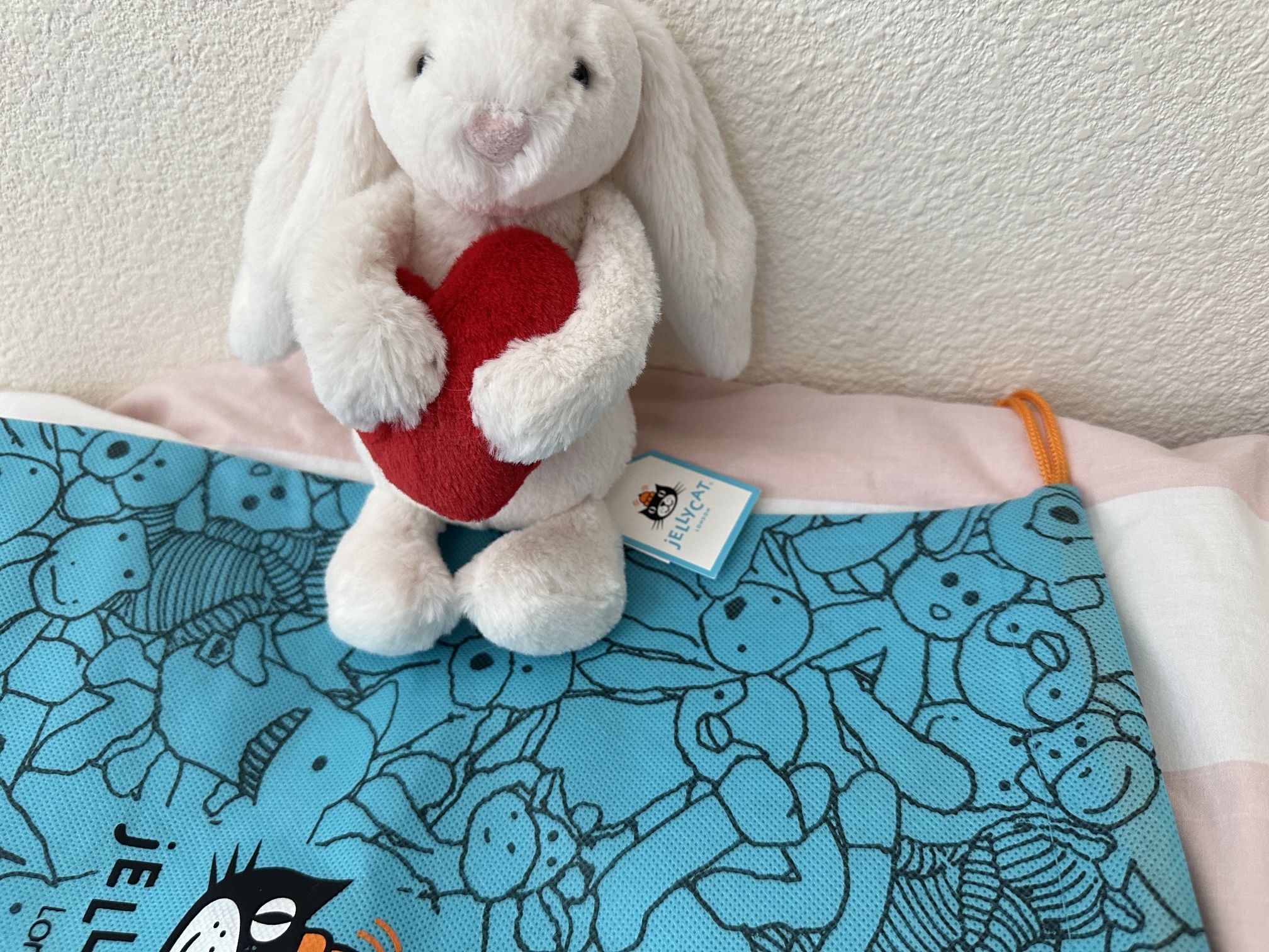 jellycat Bashful Red Love Heart Bunny