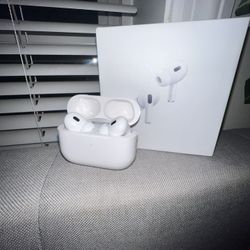 Apple AirPods Pro 2nd Generation With MagSafe Wireless Charging 