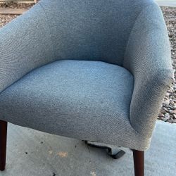 Single office chair