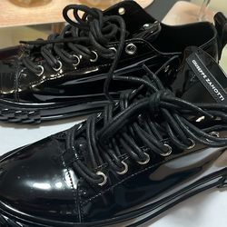 Luxury tennis from the Giuseppe Zanotti brand