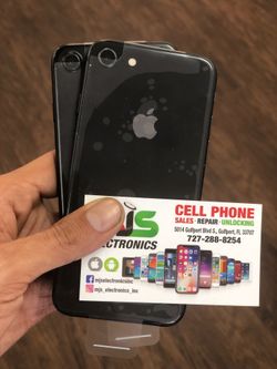IPHONE 8 64GB UNLOCKED
