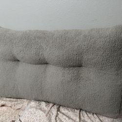 Plush backrest