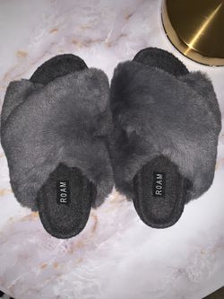 Roam faux fur sliders