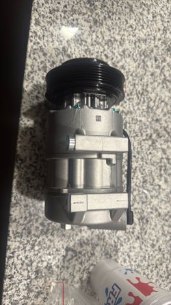 2015  Kia Sportage air compressor