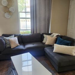 Sectional Couch 