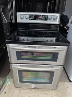 Stove Good condition everything works fine