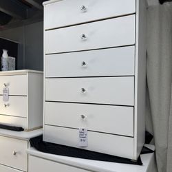 White Chest Five Drawer With Diamond Knobs 💎✨