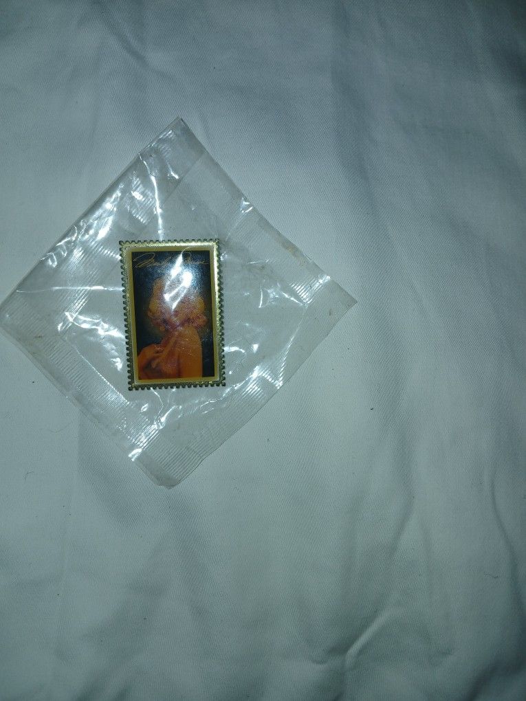 NEW Marilyn Monroe Lapel Pin /REDUCING PRICE!!