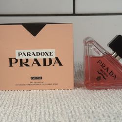 Prada Paradoxe Intense 
