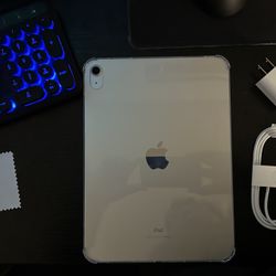 iPad Bundle !!!! (Silver)