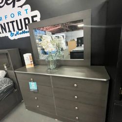 Dresser With Mirror Gray Deluxe ‼️ $359 New New New