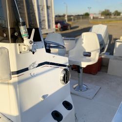 Center Console Fishing Boat