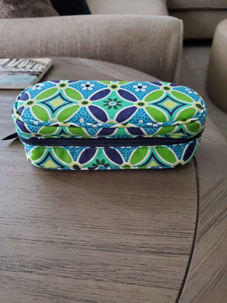 Vera Bradley Eye Glass Or Make Up Brush Case