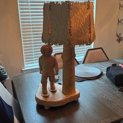 Beautiful Sculpture Lamp